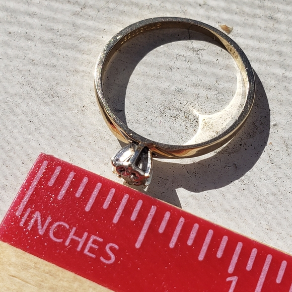 Vintage Stylecraft 10kt gold and diamond ring size 6 - Picture 11 of 16